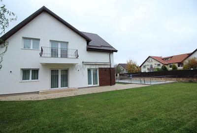 Vilă cu Piscina de închiriat în zona Iancu Nicolae - 22