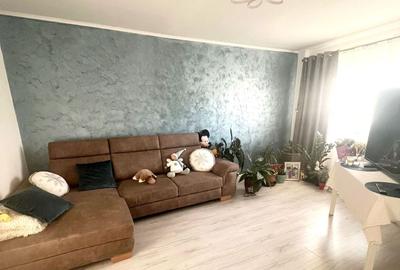Apartament cu 3 camere decomandat, mobilat în Mărăști