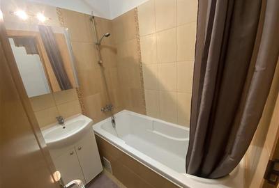 Apartament de inchiriat in zona 7 noiembrie - 6
