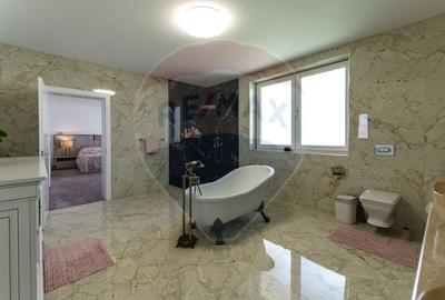 Vila premium 6 camere| Piscina incalzita | Teren 1091 mp | COMISION 0% - 11