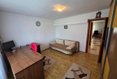 Nicolae Grigorescu, 10 minute metrou si parc IOR, pe strada Malva, - 21