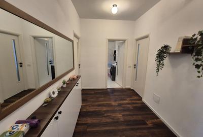 Penthouse 104,97 mp + 192,81 mp terase - piata Sudului - 12
