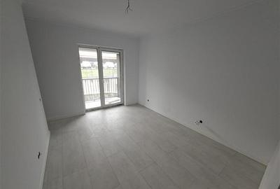 Vanzare apartament 4 camere de LUX bloc nou zona VIVO Floresti - 6