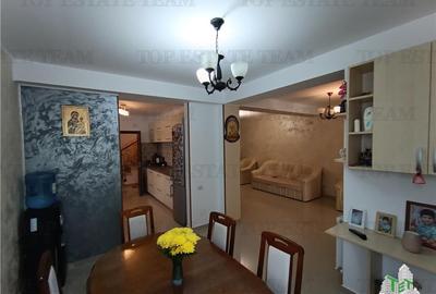 Casa deosebita P+1 cu 4 camere, foisor in curte si garaj, in Bragadiru aproape d - 8