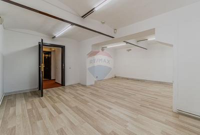 Spațiu de birouri de închiriat – zonă centrală, Str. Castanilor - 19