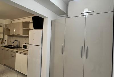 -Garsoniera lux mobilata si utilata complet in primul rand la mare - 14