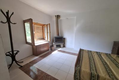 Fieni (Dambovita) Vand Casa cu 6 camere, P+Etaj+M - 6
