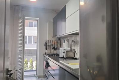 2 camere decomandat + CURTE proprie la cativa pasi de Metrou - 7