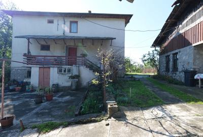 Vanzare casa mare cu etaj si 6200 mp teren intravilan Fieni, judetul Dambovita - 11