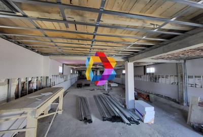 Spațiu comercial, 1500 mp în Sânpetru