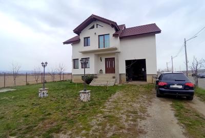 Casa individuala cu 4 dormitoare si garaj in Sibiu zona P-ta Cluj