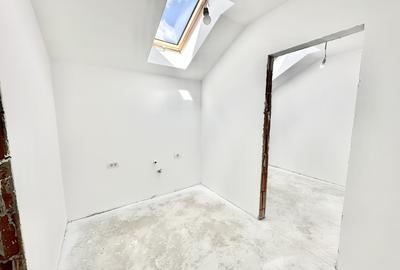 Duplex 4 camere | despartit prin casa scarii | intimitate reala | Mosnita - 20