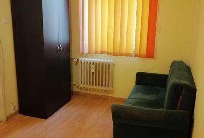 Apartament cu 3 camere nedecomandat în Tătărași