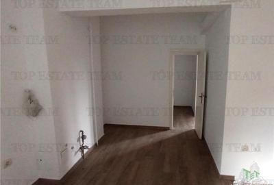 Apartament 3 camere de vanzare, zona Armeneasca - 9