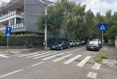 Casa de vanzare Bucurestii Noi Gloriei | 5 camere,  teren 370mp - 1