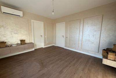 Casă cu 5 camere în Mogoșoaia