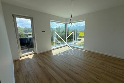 Casa Duplex | Zona Rasnov | Vedere Munte | Comision 0% - 15