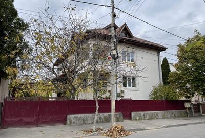 Vila D+P+1E,10 cam,pretabila activitati economice sau birouri,T- 820 mp or.jos - 8