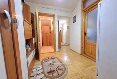 Liber, apartament 3 camere, Nicolina 2, baie cu geam, 60 mp utili - 10