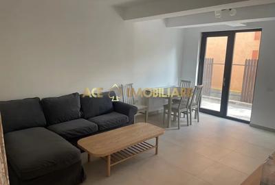 Apartament cu 4 camere decomandat, mobilat în Berceni