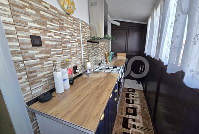 Apartament de vanzare 3 camere balcon mobilat totul nou Mihai Viteazul - 8