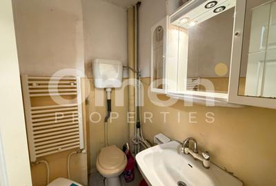 Apartament cu 4 camere, decomandat, etaj intermediar, garaj inclus, Victoriei - 7