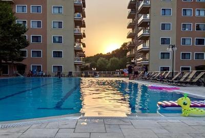 Apartament cu 3 camere decomandat, mobilat în Iancu Nicolae