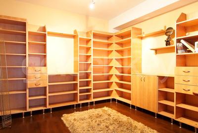 Triplex superb cu 4 camere si terasa generoasa cu priveliste - 14