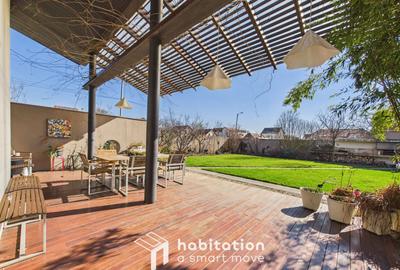 Vilă exclusivistă | 275 mp utili | Teren 700 mp | Garaj & Terasă - 1