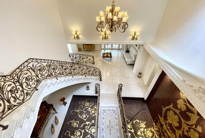 Impressive Villa *1500 SQM usable* 2613 SQM land / Open to the lake - 25