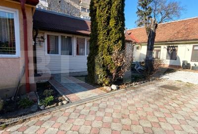 Apartament la casa, 2 camere, 53,80 mp, centrul vechi  Brasov - 1