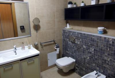 Apartament 2 camere complet mobilat si utilat, cladire cu lift - 11