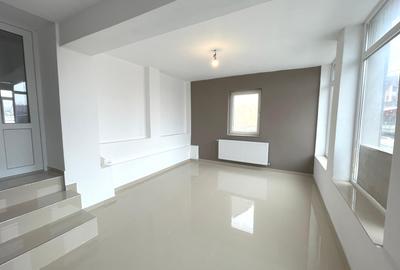 Spațiu comercial, de 60.00 mp, în Pianu de Jos