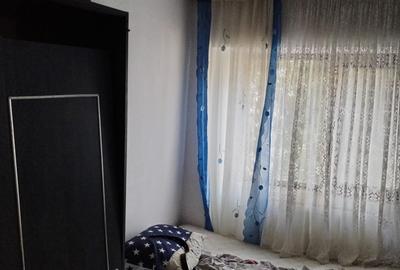 Vand sau schimb cu o casa Ap. 4 camere etajul 2/4 zona Quatro (Brailei) - 4