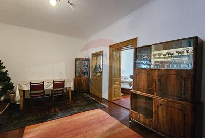 Casă cu 2 corpuri în Sânpetru | Singur în curte | 1025 mp teren - 6