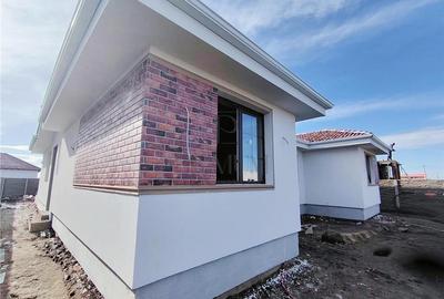 Duplex cu 3 camere în Moșnița Nouă