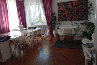 Apartament de vanzare in vila, cu 5 camere, 150 mp, zona Andrei Muresanu - 3