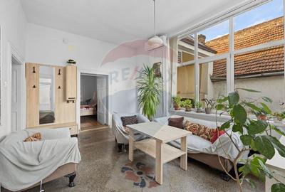 Casă cu 3 camere + teren 342 mp de vânzare - zona Boul Roșu - 1