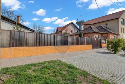 Oportunitate rară în Chișineu-Criș: locuință și spații comerciale - 3