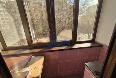Natiunile Unite - Apartament  3 camere cu terasa , bloc 1991 - 3