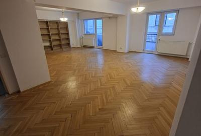 Apartament de inchiriat 3 camere Ultracentral Metrou Universitate L349 - 1