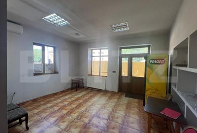 Birou, de 26 mp, în Central