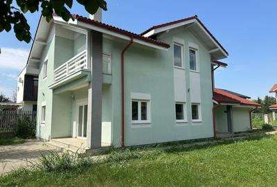 Casă individuală cu 4 camere în Corbeanca