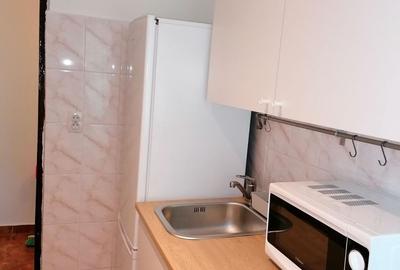 Garsoniera bloc 1990 Orsova, Lujerului, Militari - 6