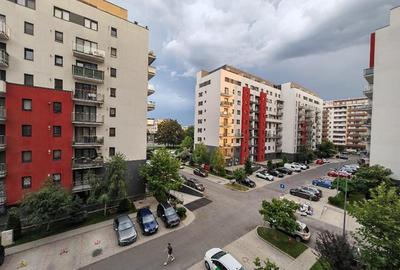 Apartament cu 2 camere nedecomandat, mobilat în Tractorul