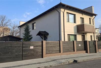 Casa noua + spatiu comercial + spalatorie auto - 1