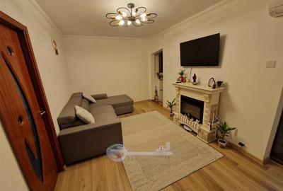 Apartament 3 camere, Tatarasi, etaj intermediar - 5