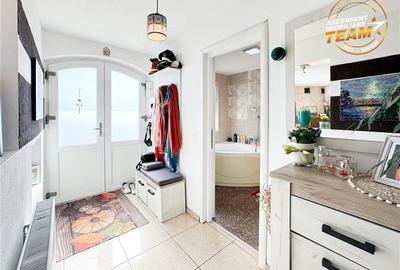 Casa primitoare si apreciabila, areal cu liniste, gradina frumoasa, Sancraiu,Sza - 34