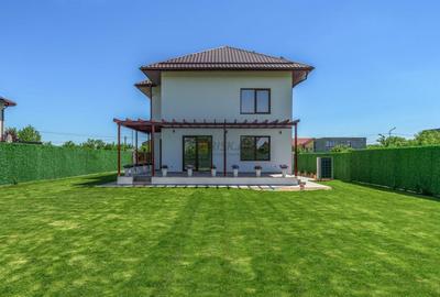 Casă individuală cu 4 camere în Balotești