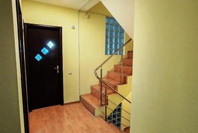 Vanzare Casa  - Vila - Prelungirea Ghencea - Margelelor - teren 300mp -  235000E - 29